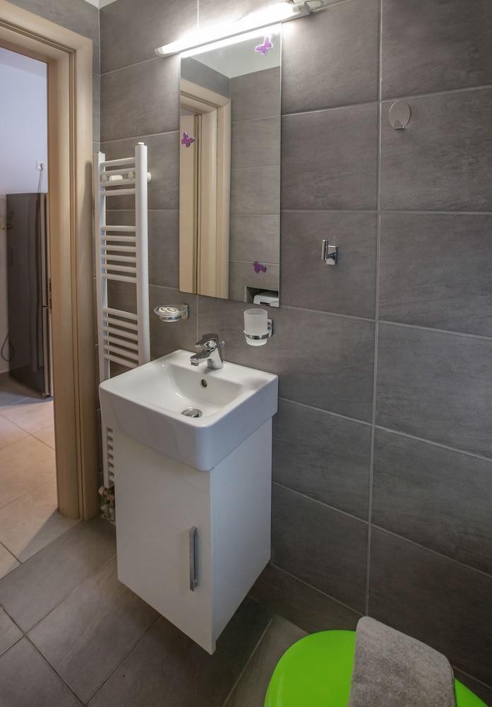Modern Comfy Apartment Near The Acropolis By Ghh Aten Exteriör bild